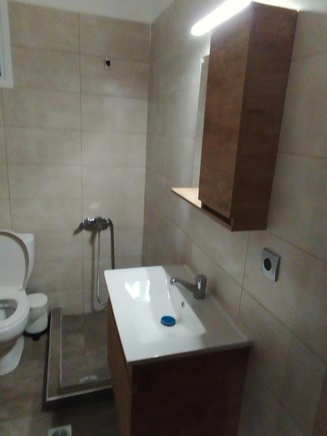 Cozy Apartment In Tesalonika Bagian luar foto